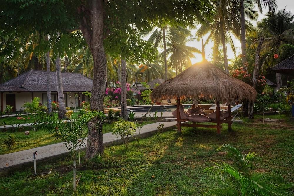 Trawangan Oasis Hotel Джили Трауанган Екстериор снимка