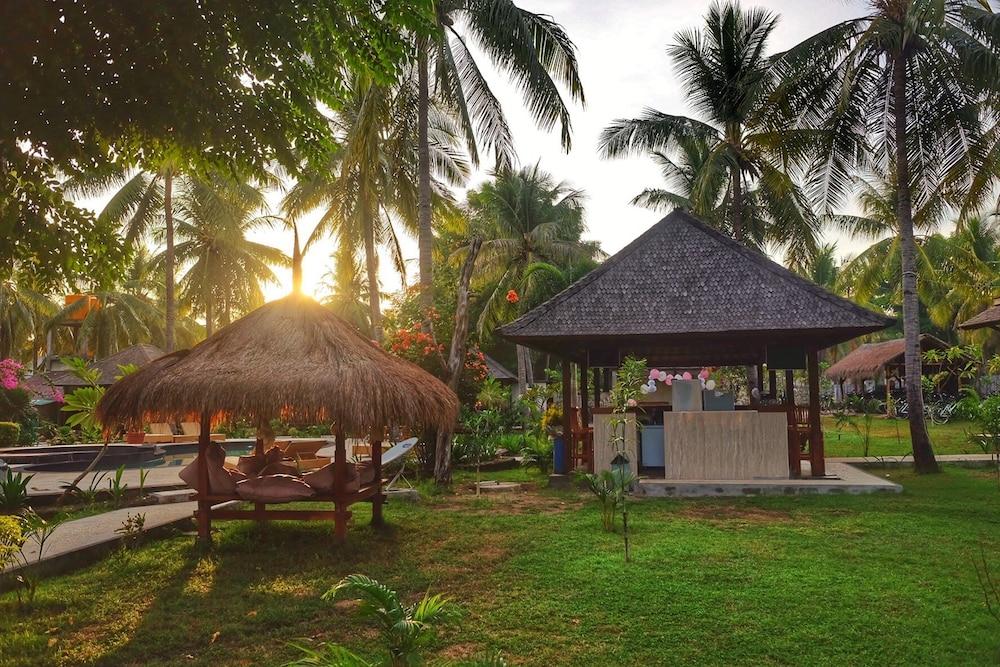 Trawangan Oasis Hotel Джили Трауанган Екстериор снимка